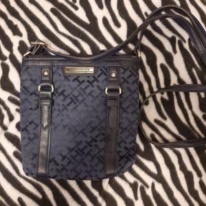 Tommy Hilfiger Crossbody